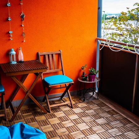 شقة كوبر  في Apartma Orange المظهر الخارجي الصورة